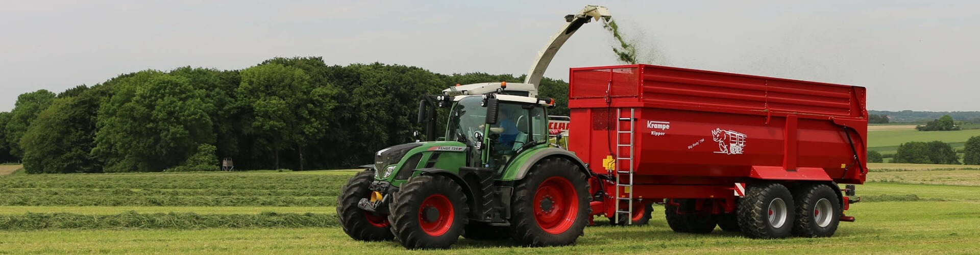 Krampe trailer Fendt tractor grass silage 