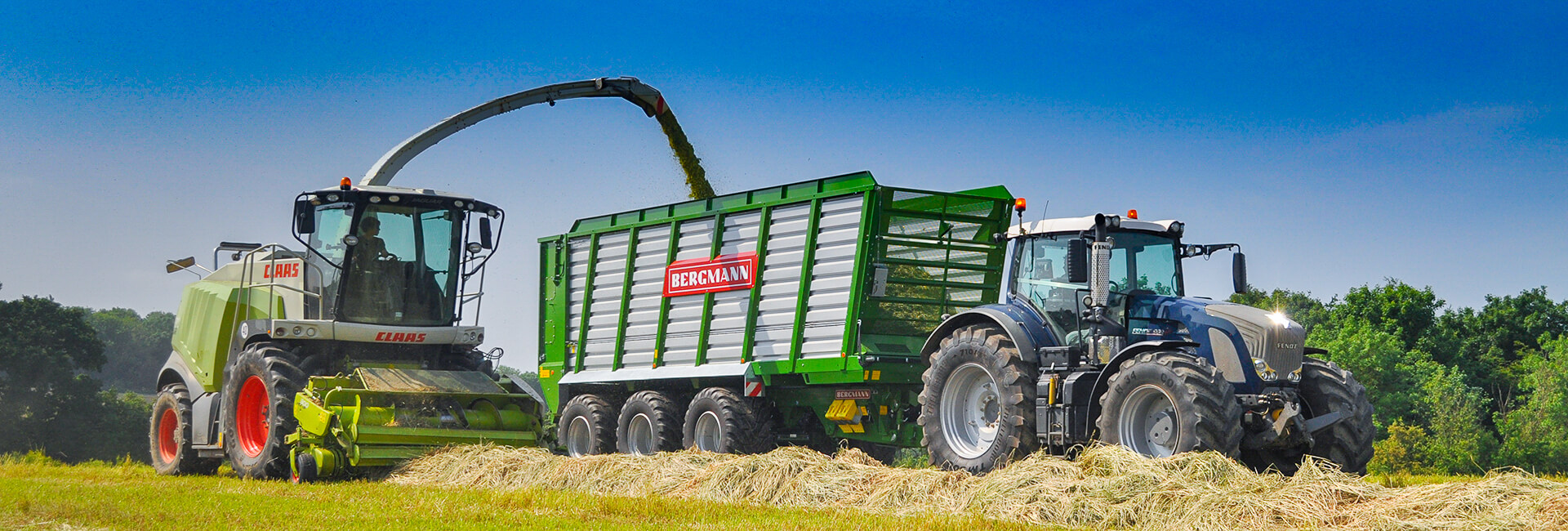 Moving floor silage trailer