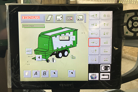 ISOBUS controls forage wagon